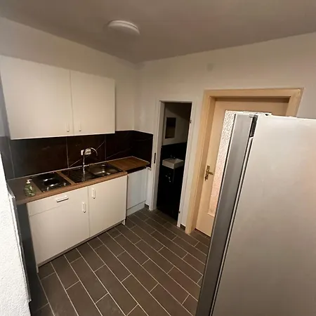 4-zimmer Mit 7 Betten Ideal Fuer Familien Oder Gruppen Apartment Augsburg
